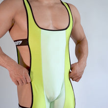 Load and play video in Gallery viewer, SKINSTRAP SINGLET
